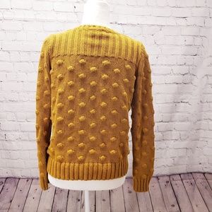 Vince Camuto Sweaters - Vince Camuto mustard sweater. Size small. Vince Camuto Sweaters - Vince Camuto mustard sweater. Size small.